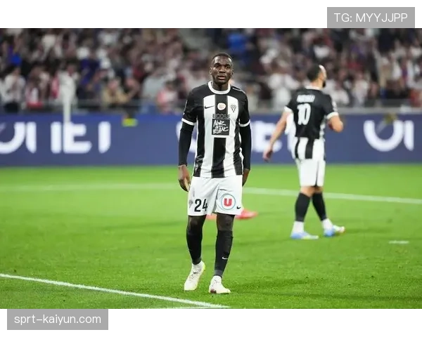 观察：法甲中下游球队越来越依赖定位球，折射出比赛风格的何种转变？